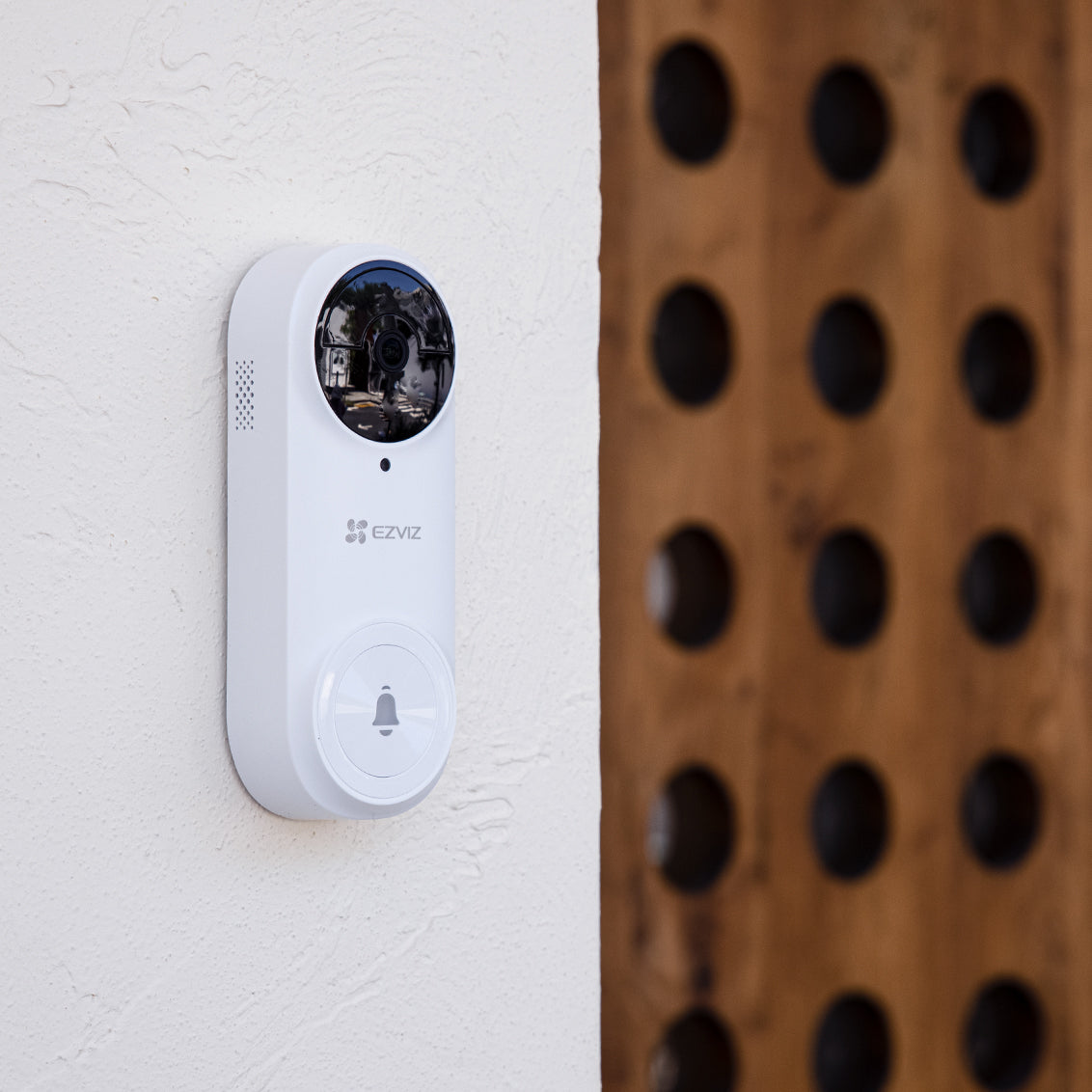 Ezviz battery powered video doorbell DB2