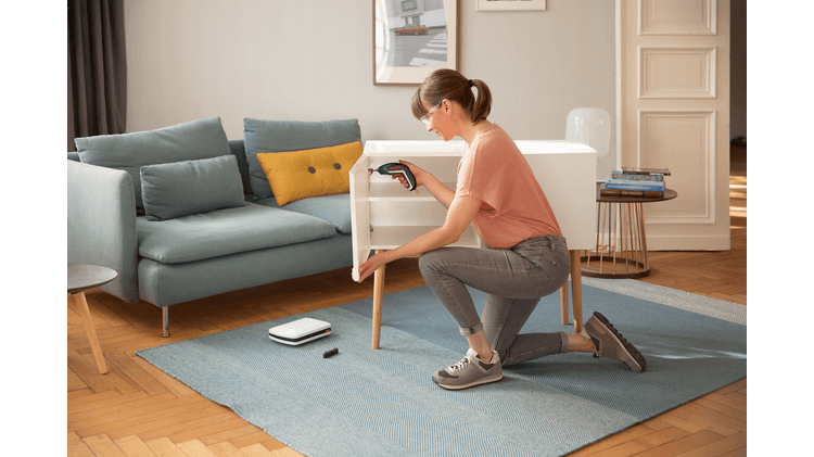 LITHIUM-ION CORDLESS SCREWDRIVER - Advanced Solutions Tools II حلول متقدمة للعدد