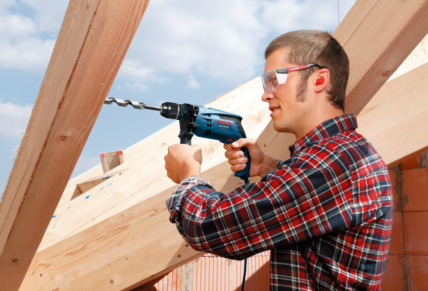 Impact Drill GSB 16 RE Professional - Advanced Solutions Tools II حلول متقدمة للعدد